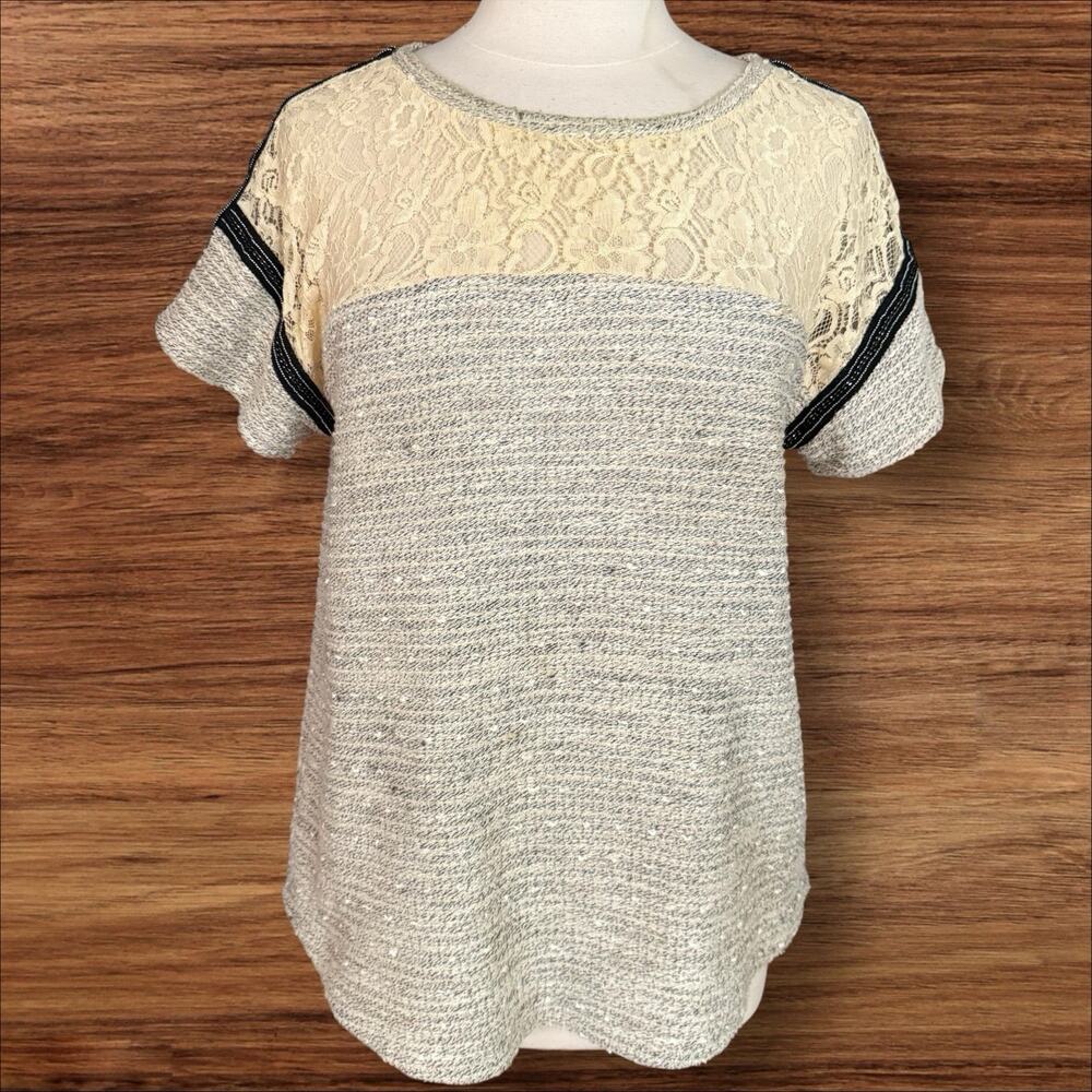 Sanctuary Lace Embellished Short Sleeve Top Sz M‎ Hi Lo Beige Black Embellished